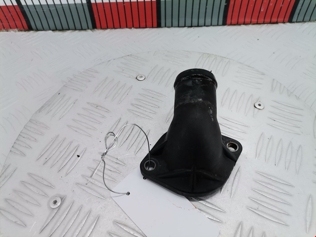 Корпус термостата VOLKSWAGEN Passat B5 1997-2005