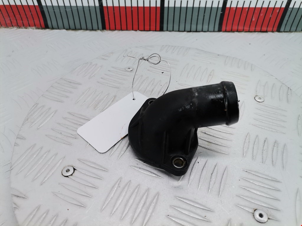 Корпус термостата VOLKSWAGEN Passat B5 1997-2005