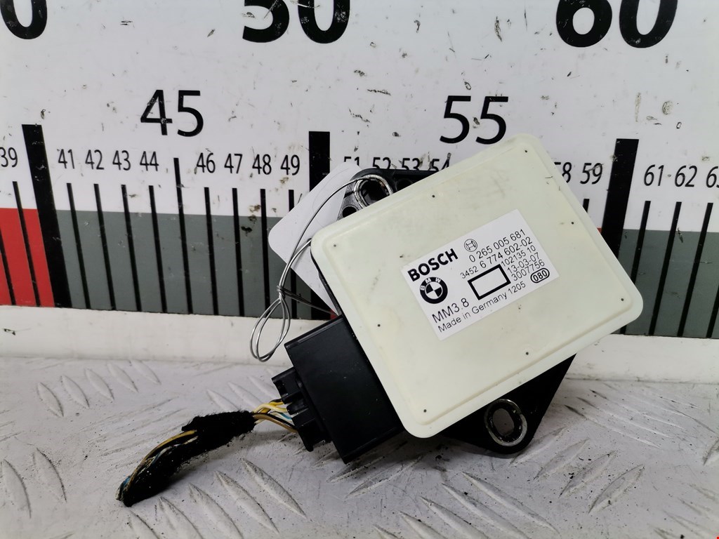 Датчик ускорения (курсовой устойчивости уровня оборотов) BMW X5 (E70) (2006-2013)