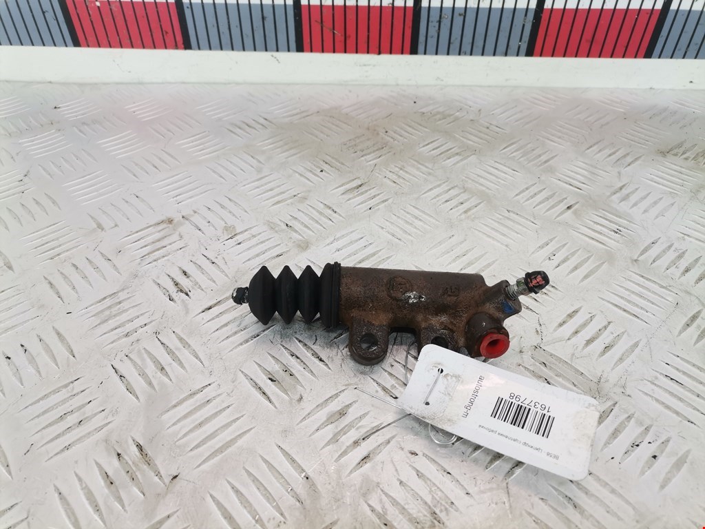 Цилиндр сцепления рабочий TOYOTA Corolla Verso E121 AR10 2001-2009