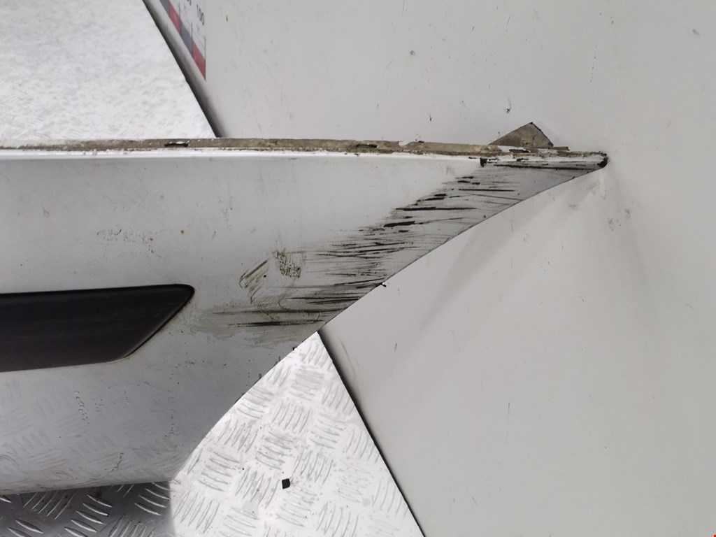 Бампер задний SEAT Alhambra 1996-2010