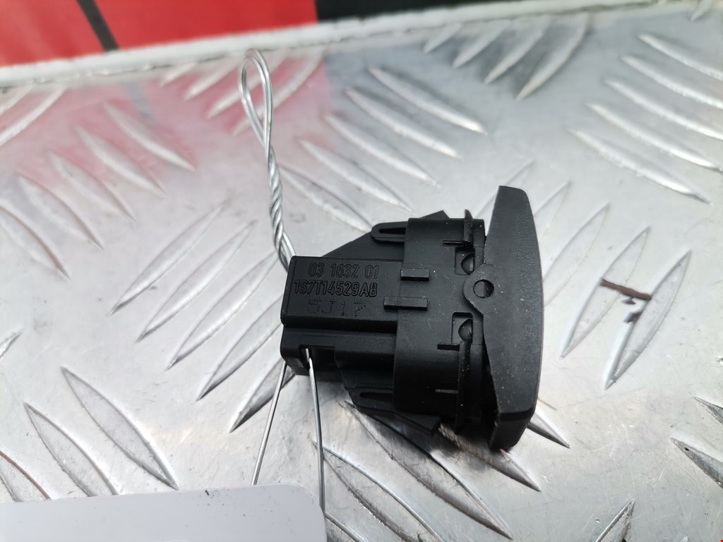 Кнопка стеклоподъемника FORD Mondeo III 2000-2007