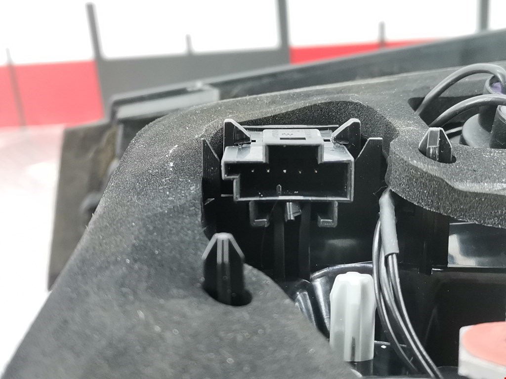 Фонарь задний внутренний правый MERCEDES-BENZ E-Class W212, S212, C207 2009-2016