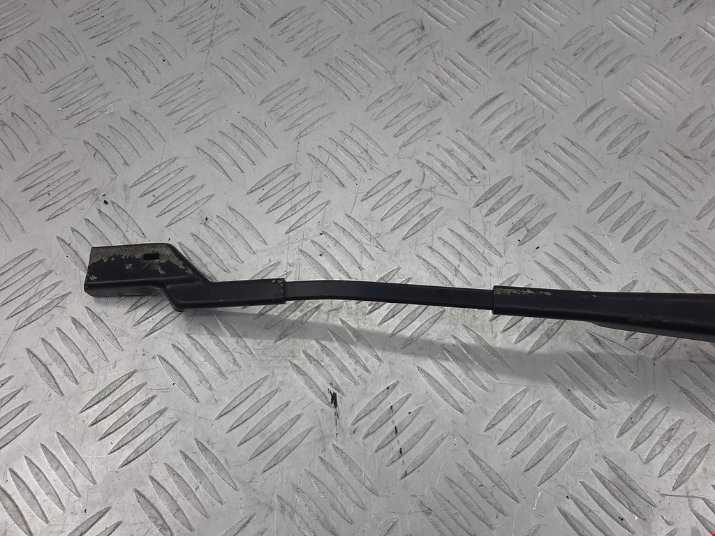 Поводок дворников передний левый/ правый VOLKSWAGEN Golf VI 2009-2012