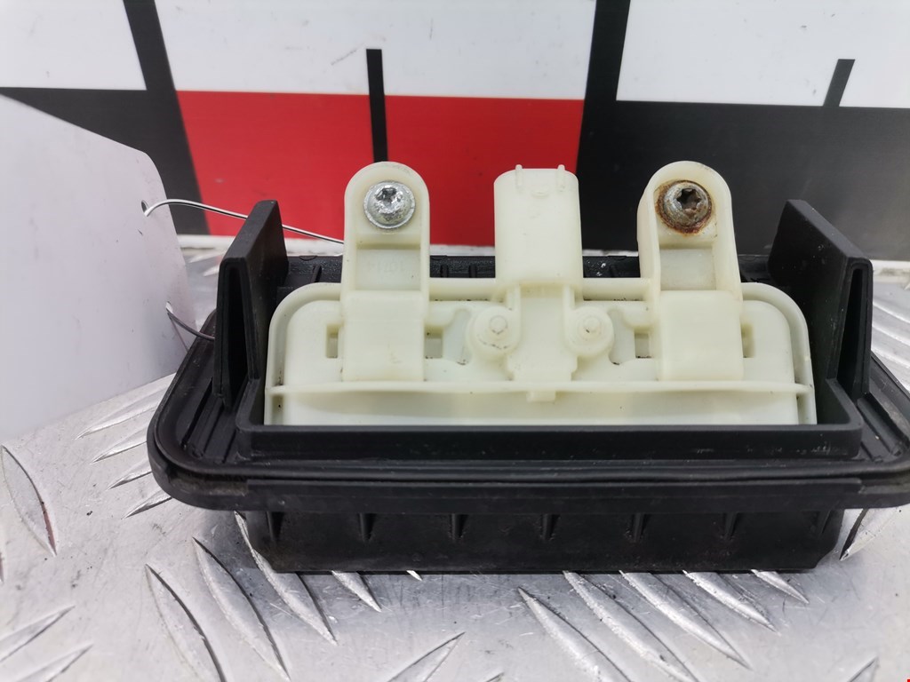 Ручка двери багажника наружная MERCEDES-BENZ E-Class W212, S212, C207 2009-2016