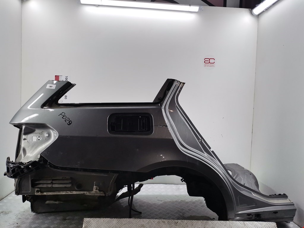 Четверть кузова задняя правая (вырезанный элемент) Mercedes E-Class (W212) (2009-2016)