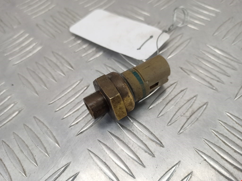 Датчик давления масла RENAULT Laguna 1993-2000