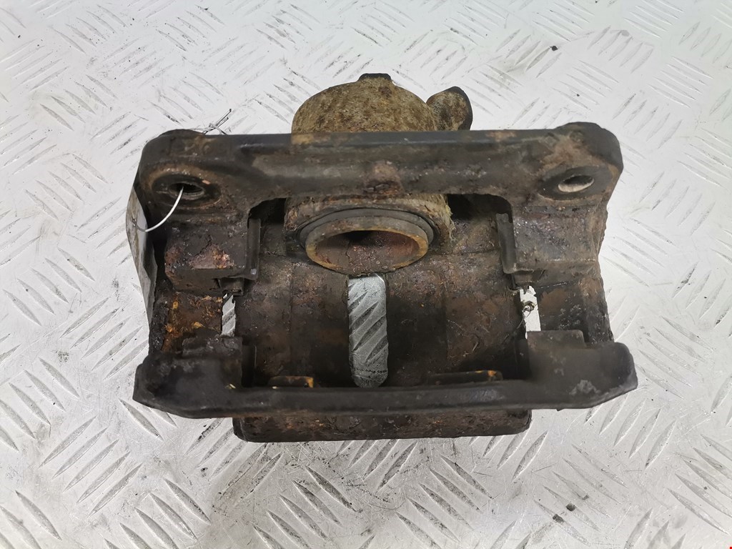 Суппорт передний правый RENAULT Megane II 2002-2009