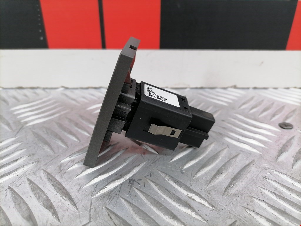 Кнопка аварийной сигнализации (аварийки) OPEL Signum 2003-2008