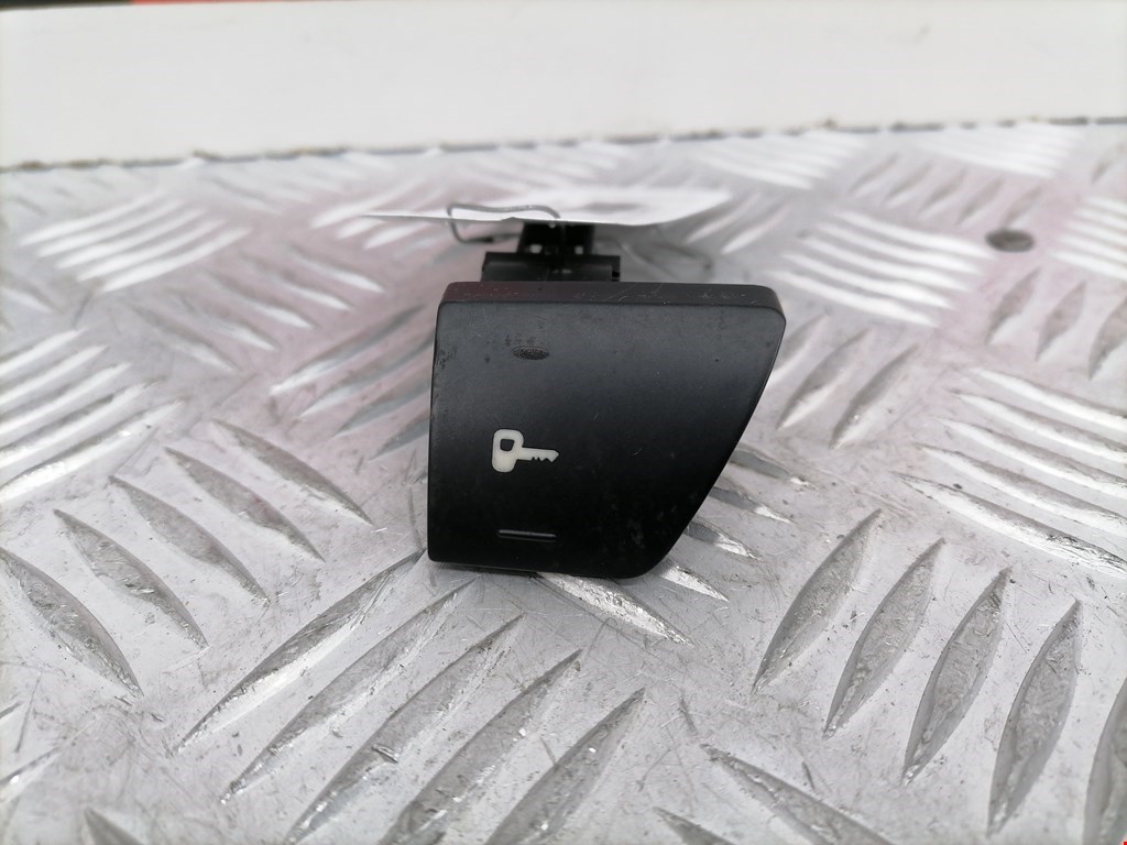 Кнопка центрального замка PEUGEOT 307 2001-2008