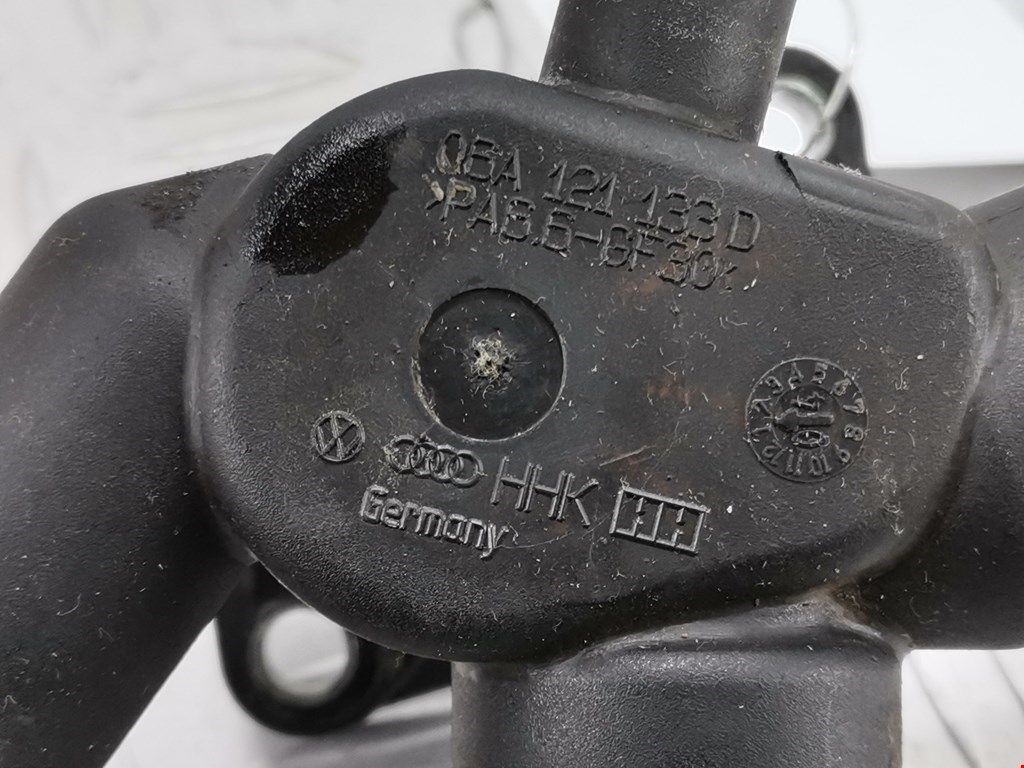 Тройник системы охлаждения VOLKSWAGEN Bora 1998-2005