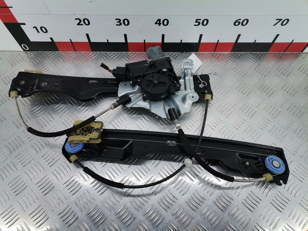 Стеклоподъемник передний правый OPEL Astra J 2009-2017