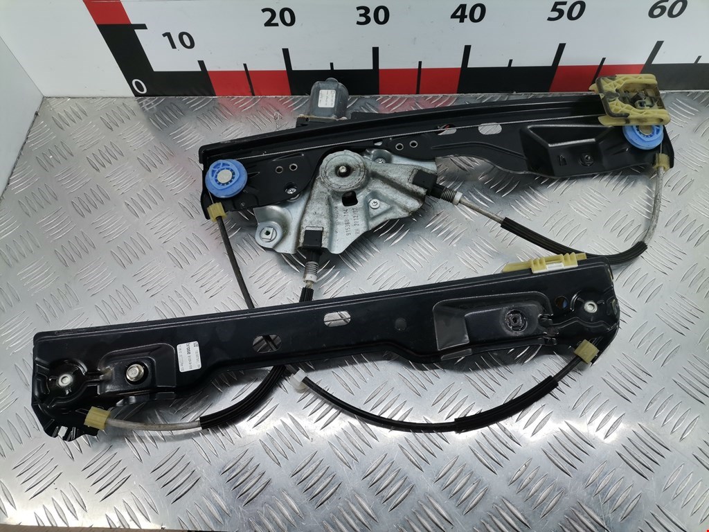 Стеклоподъемник передний правый OPEL Astra J 2009-2017