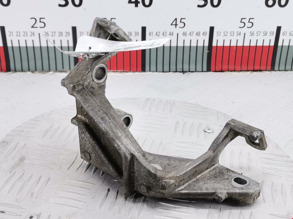 Кронштейн ТНВД RENAULT Scenic I 1996-2003