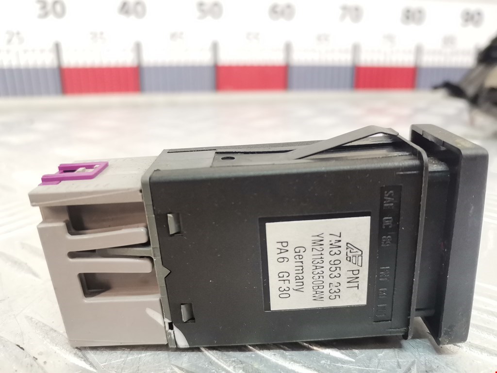 Кнопка аварийной сигнализации (аварийки) SEAT Alhambra 1996-2010