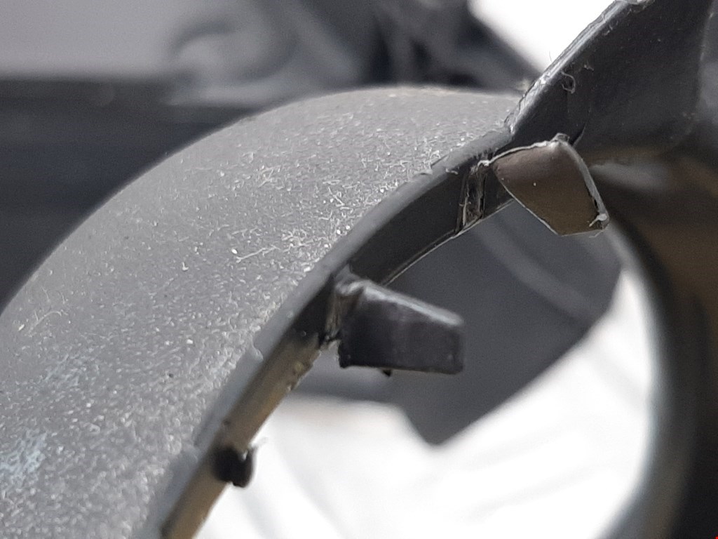 Кожух рулевой колонки OPEL Corsa D 2006-2014