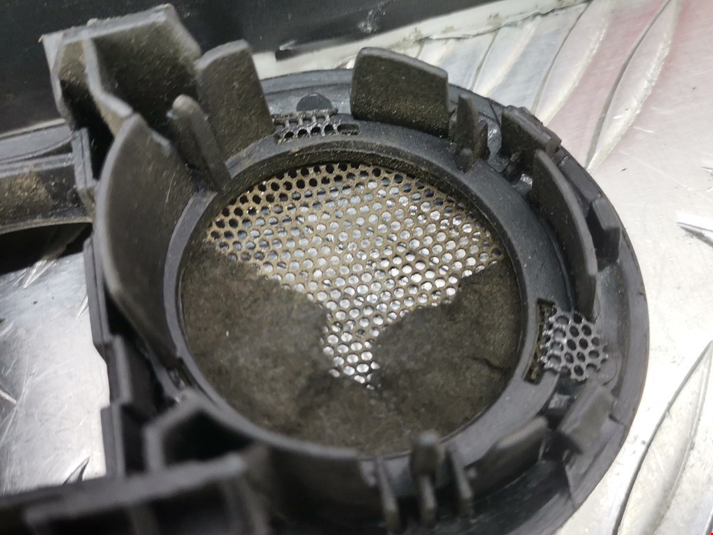 Ручка дверная задняя внутренняя левая VOLKSWAGEN Passat B5 1997-2005