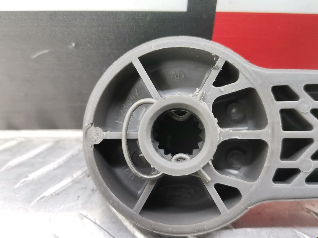 Ручка стеклоподъемника FORD Focus I 1998-2005