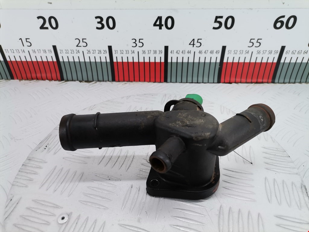 Тройник системы охлаждения VOLKSWAGEN Golf IV 1997-2003