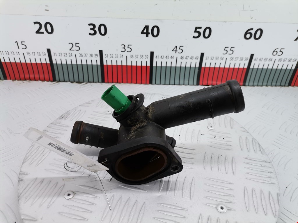 Тройник системы охлаждения VOLKSWAGEN Golf IV 1997-2003