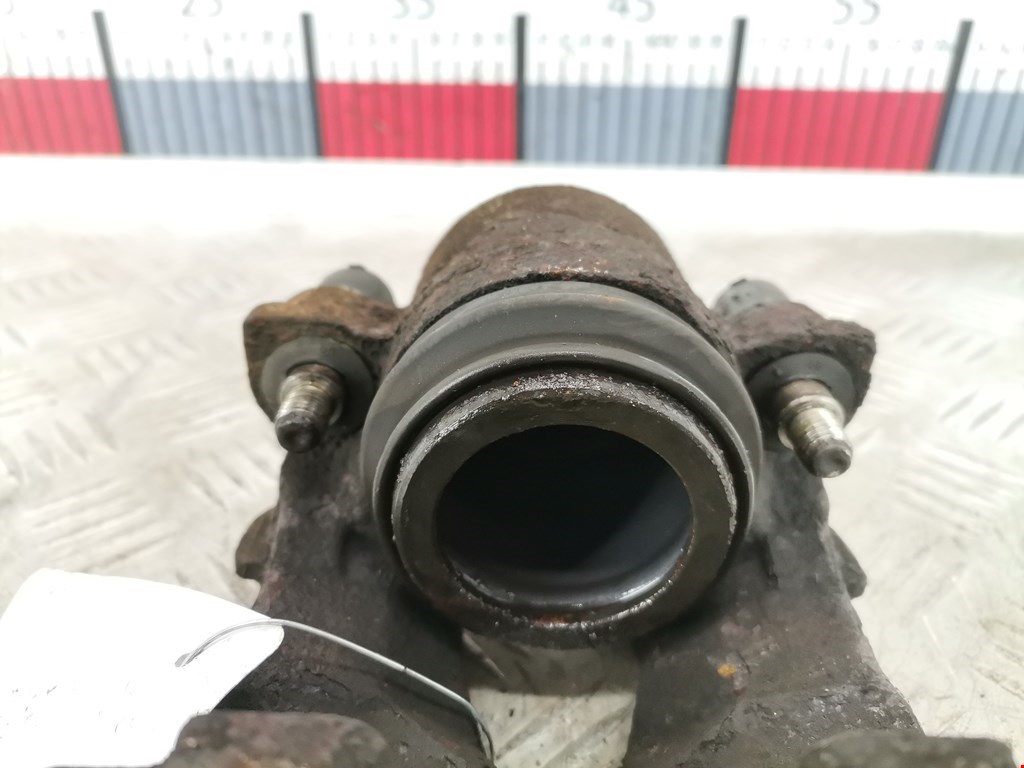 Суппорт передний правый SKODA Octavia A4 1U- 1997-2010