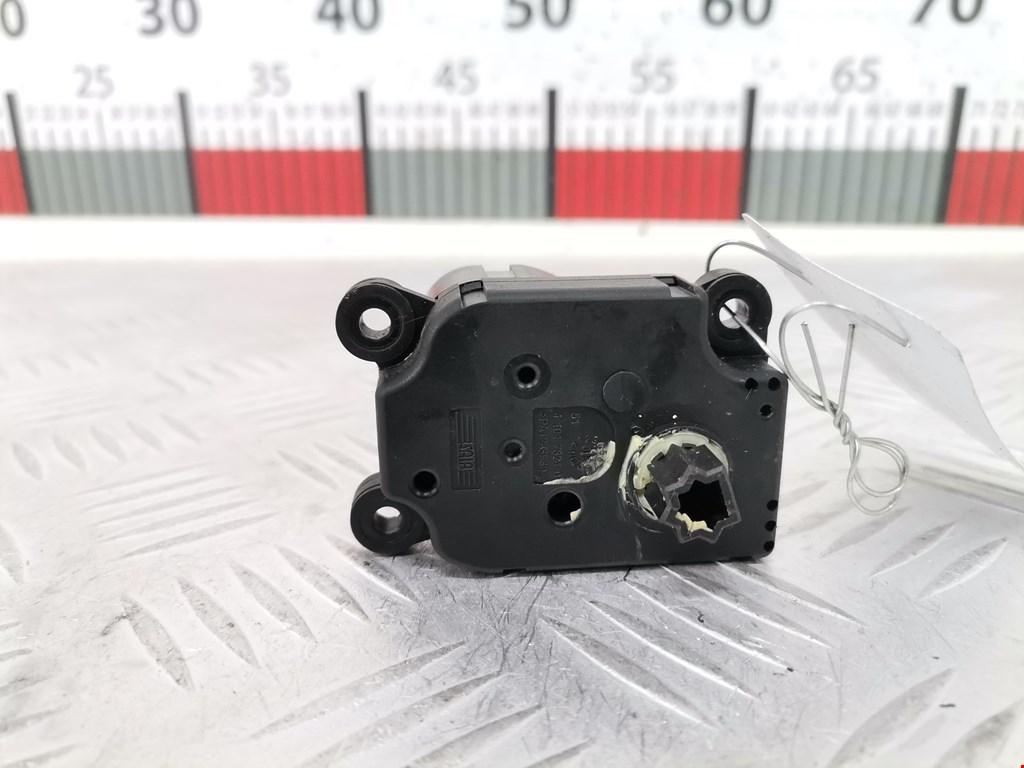 Моторчик заслонки печки FORD Focus II 2005-2011