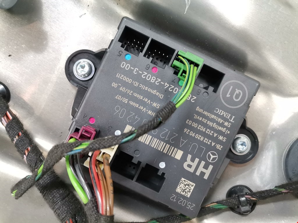 Стеклоподъемник задний правый MERCEDES-BENZ E-Class W212, S212, C207 2009-2016