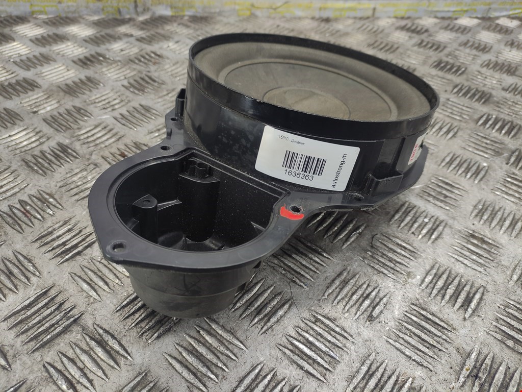 Динамик VOLKSWAGEN Passat B6 2005-2011