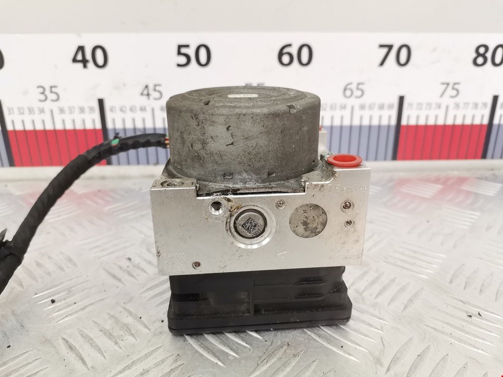 Блок ABS (насос) CITROEN C4 Cactus 2014-н.в.