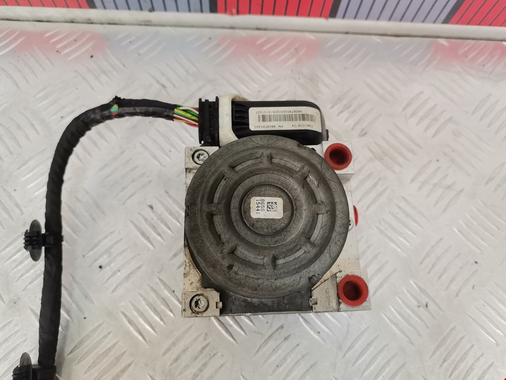 Блок ABS (насос) CITROEN C4 Cactus 2014-н.в.