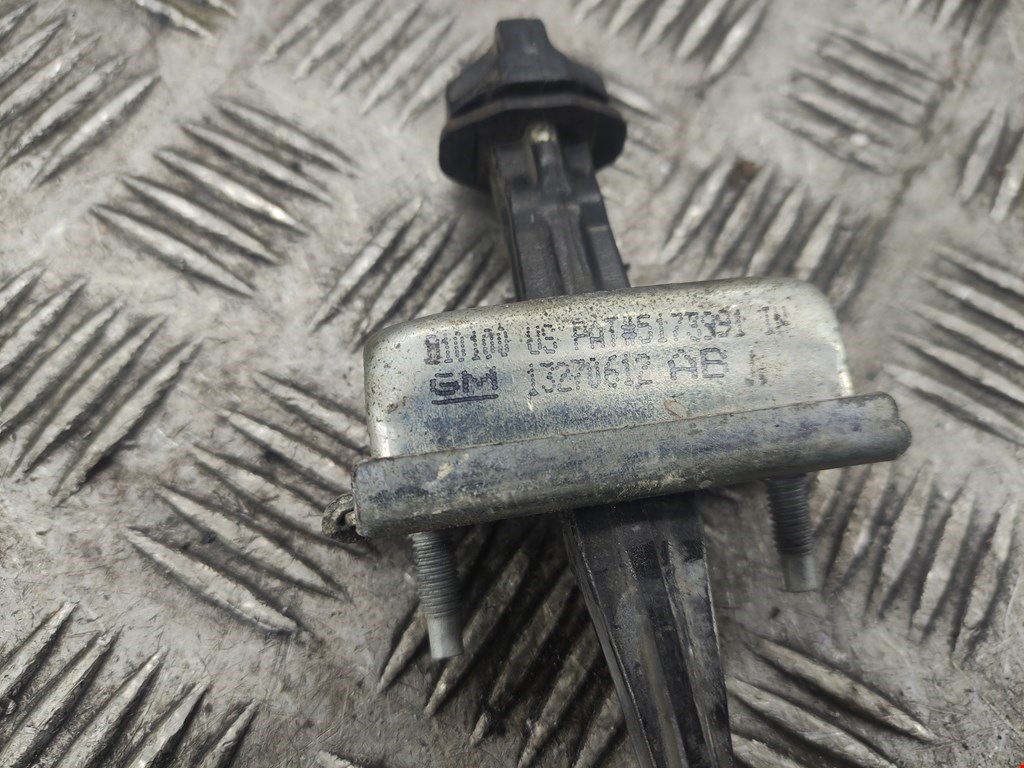 Ограничитель открывания двери OPEL Astra J 2009-2017