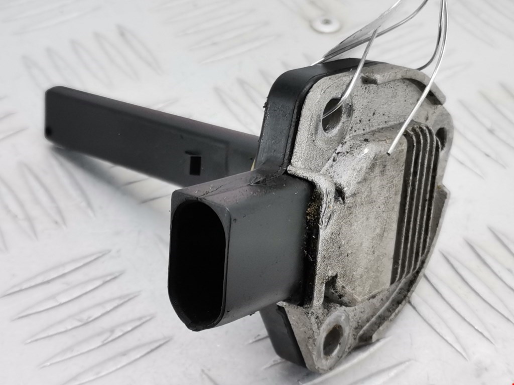 Датчик уровня масла BMW 1-Series (E81/E82/E87/E88) (2004-2014)