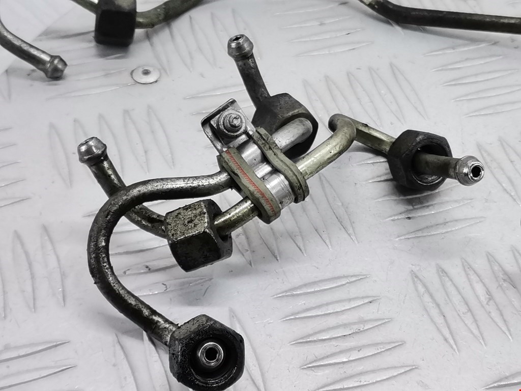 Трубка топливная BMW 1er E81\E87 2004-2011