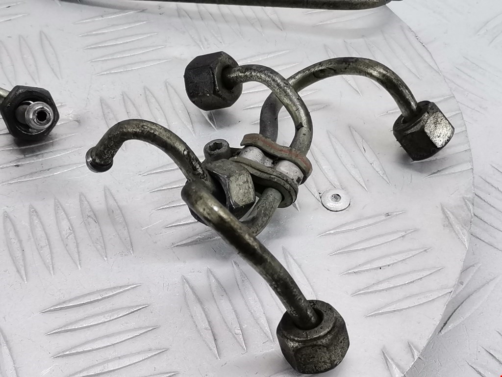 Трубка топливная BMW 1er E81\E87 2004-2011