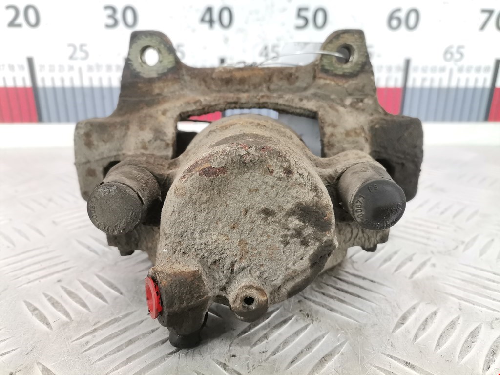 Суппорт передний правый FIAT Brava 1995-2001