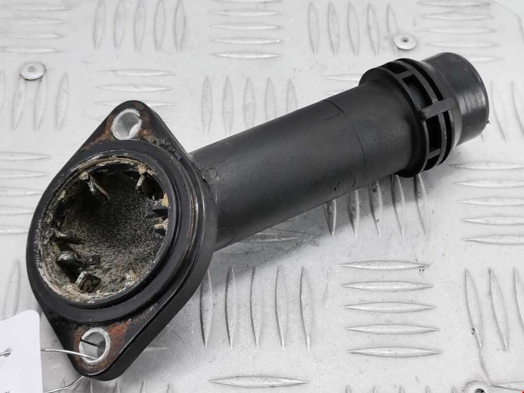 Корпус термостата AUDI A4 B6 2001-2005