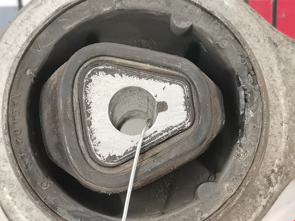 Рычаг передний правый BMW X1 E84 2009-2015