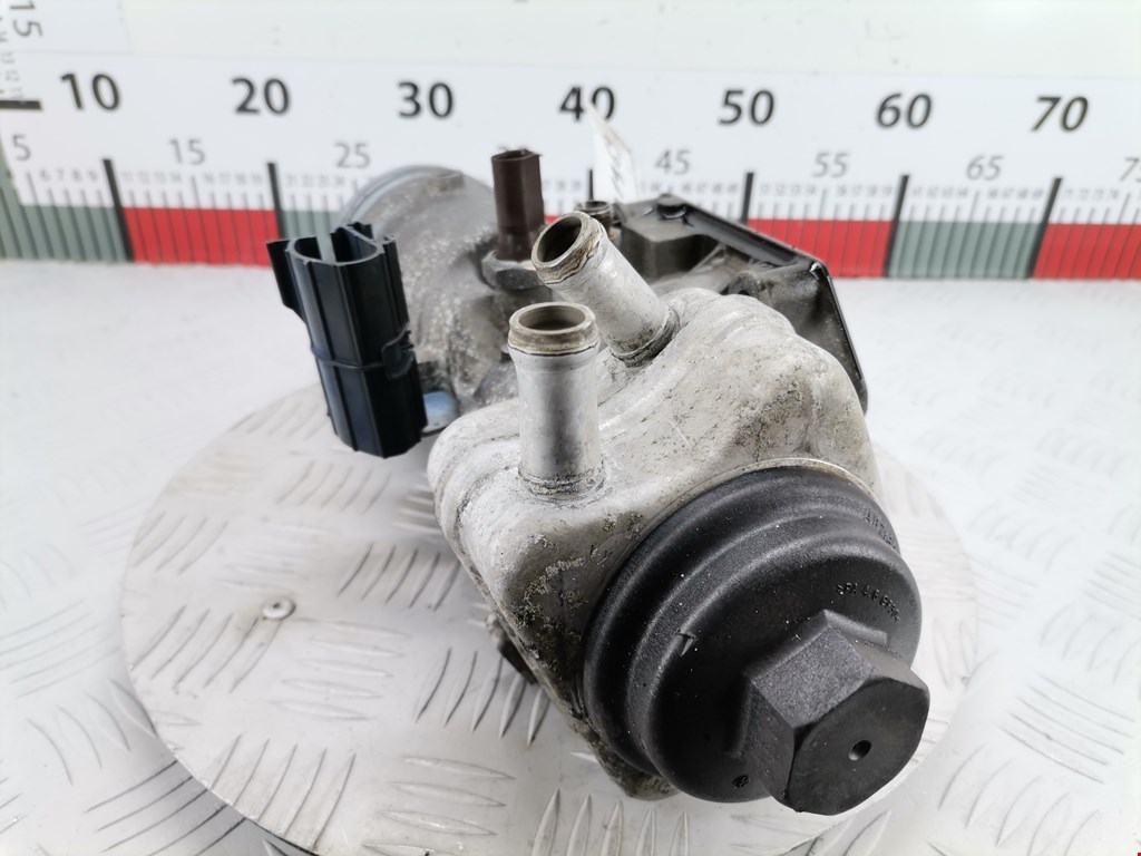 Корпус масляного фильтра VOLKSWAGEN Touran 2003-2010