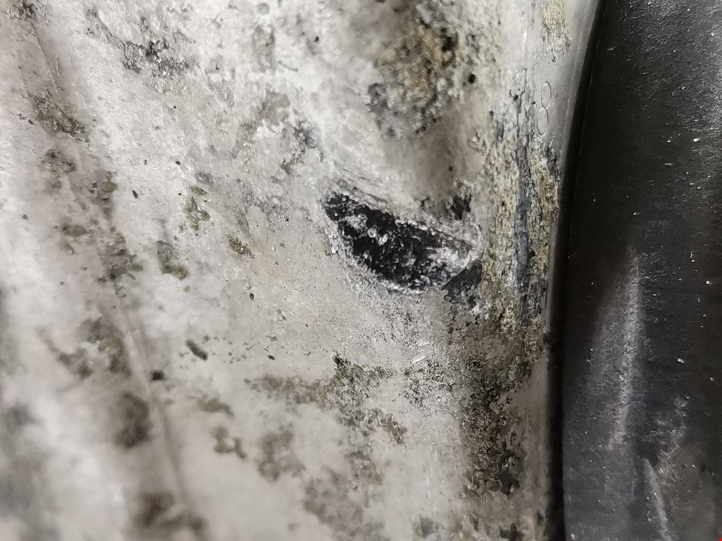 Корпус масляного фильтра VOLKSWAGEN Touran 2003-2010