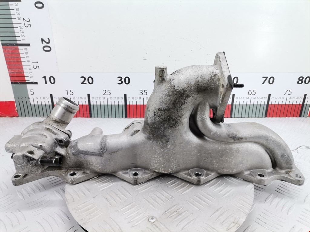 Коллектор впускной KIA Carens 1999-2002