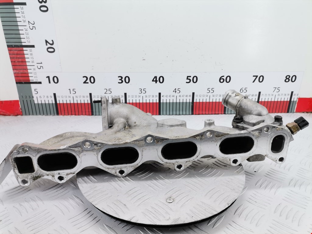 Коллектор впускной KIA Carens 1999-2002