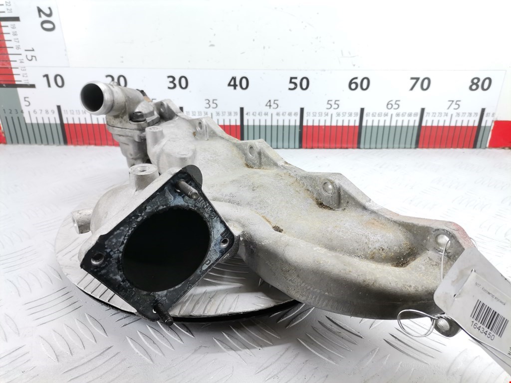 Коллектор впускной KIA Carens 1999-2002