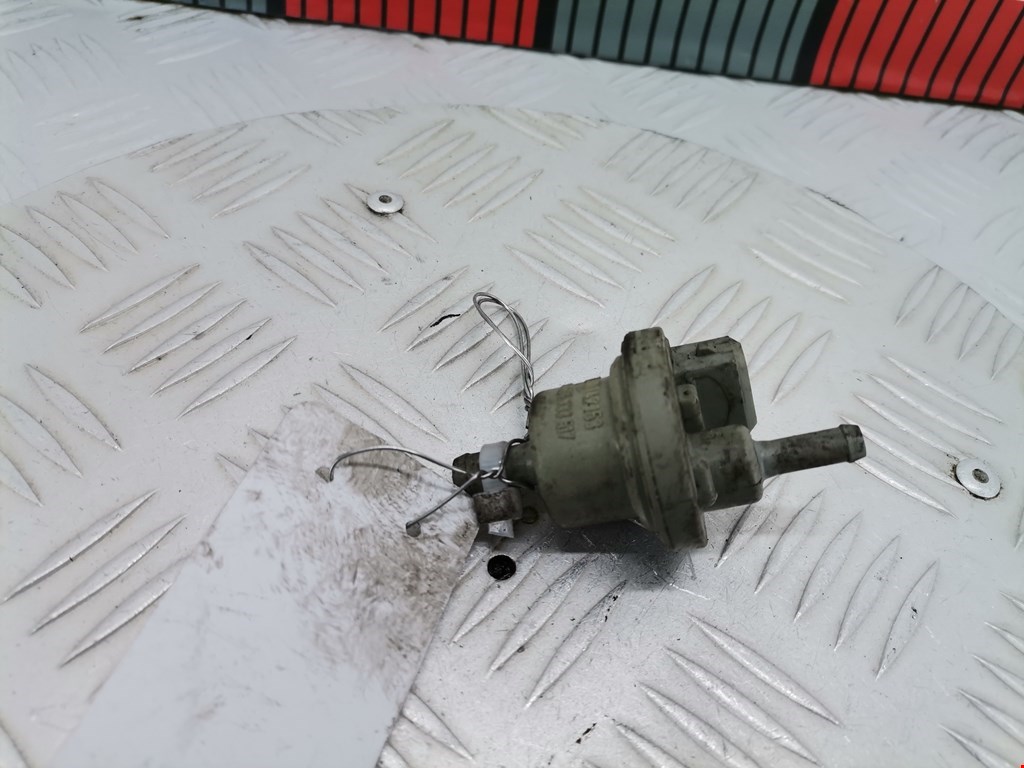 Клапан вентиляции топливного бака VOLKSWAGEN Golf II 1983-1992