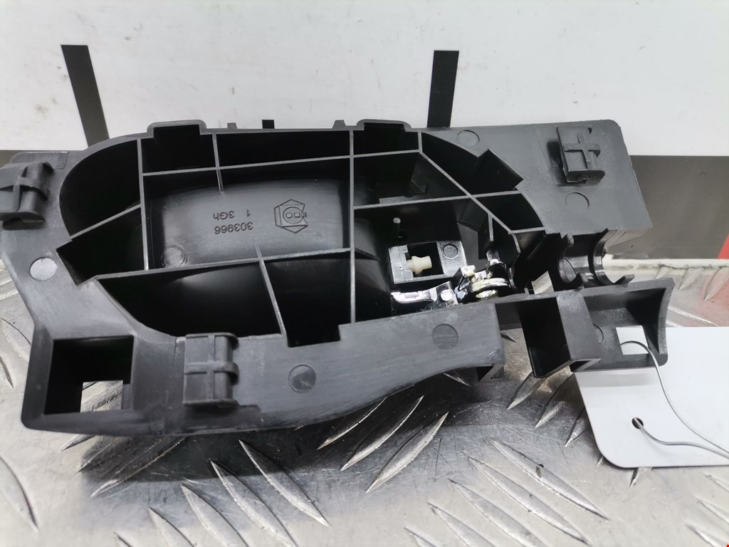Ручка дверная передняя внутренняя левая CITROEN C4 Picasso 2006-2013