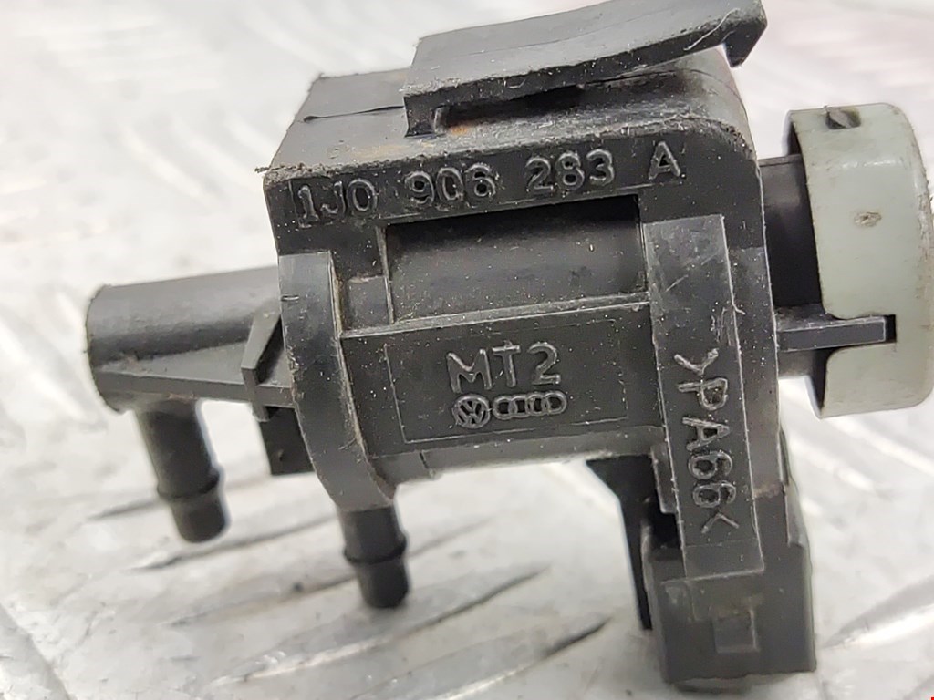 Клапан электромагнитный AUDI A6 C5 1997-2004