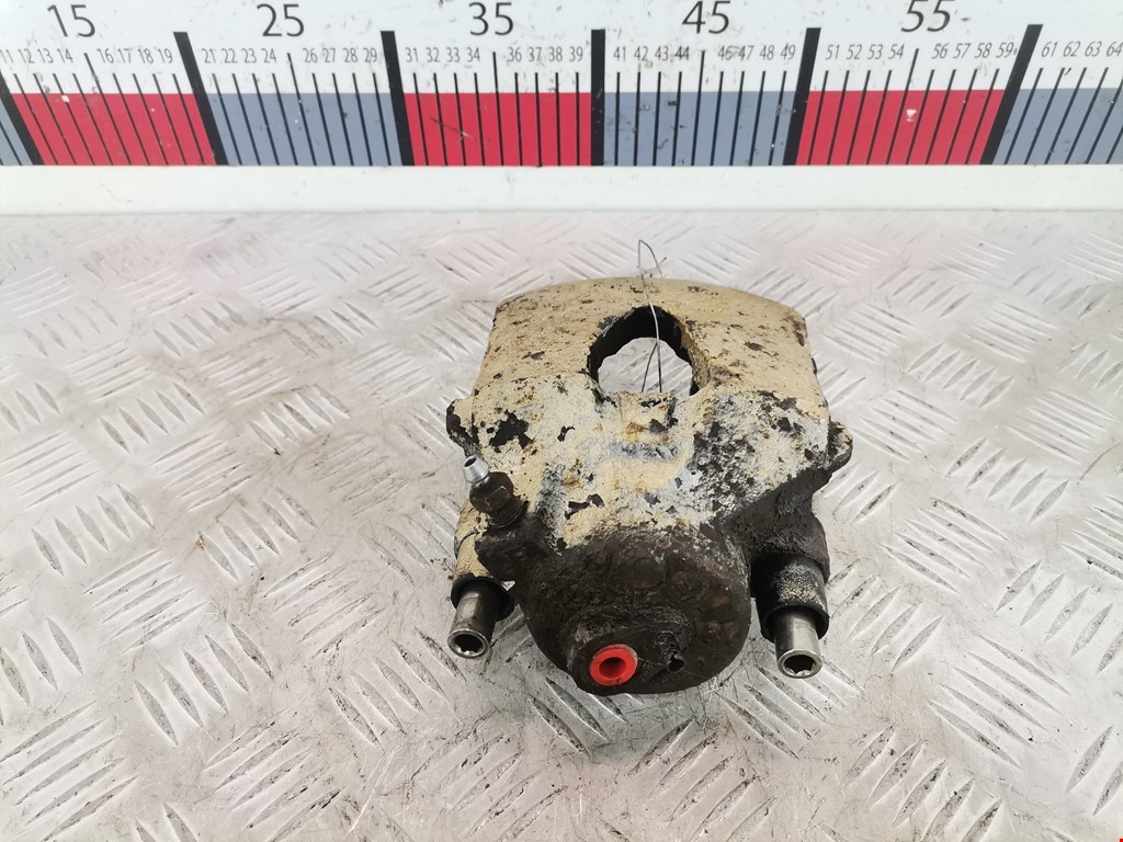 Суппорт передний левый AUDI A3 8P 2003-2013