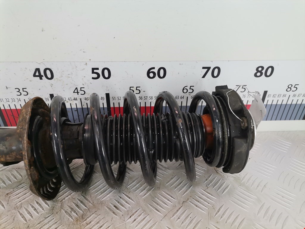 Амортизатор передний левый AUDI A3 8P 2003-2013