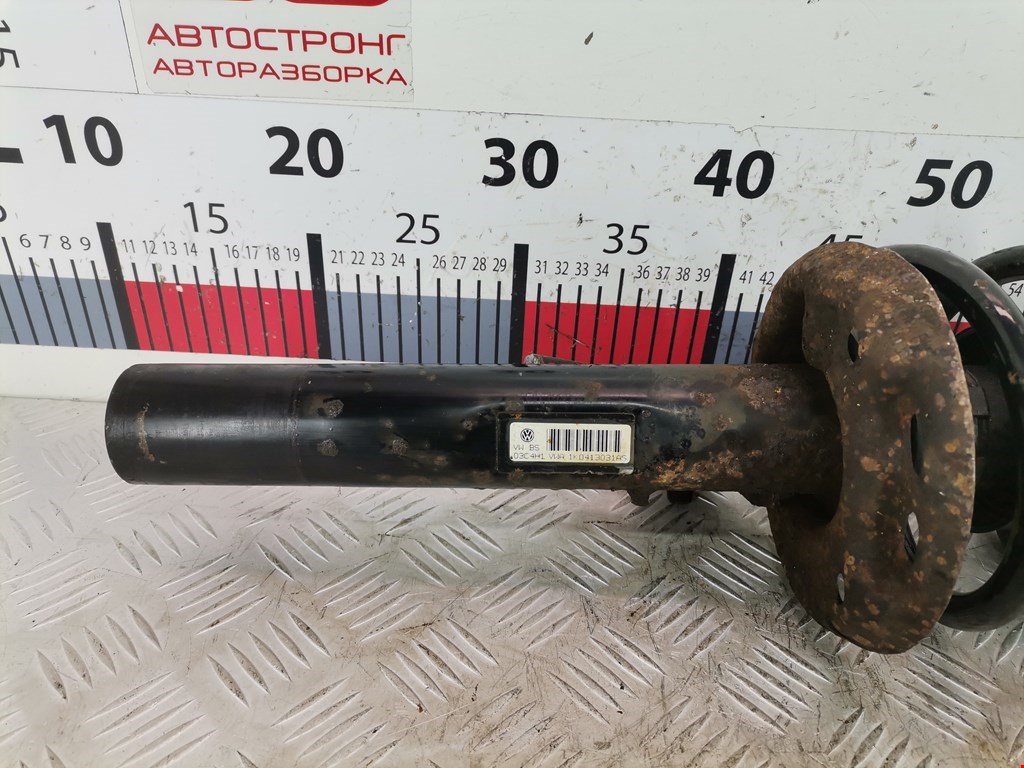 Амортизатор передний левый AUDI A3 8P 2003-2013