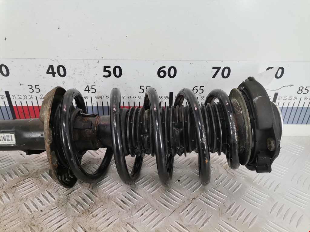 Амортизатор передний правый AUDI A3 8P 2003-2013