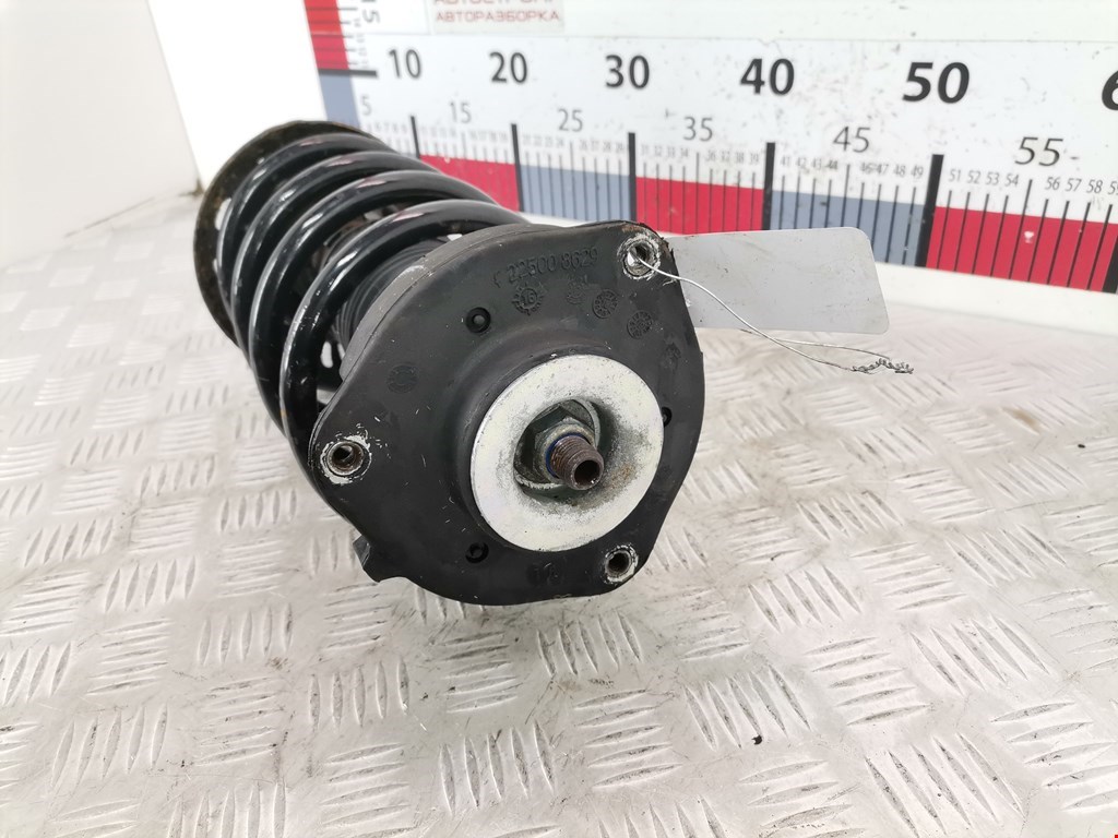 Амортизатор передний правый AUDI A3 8P 2003-2013